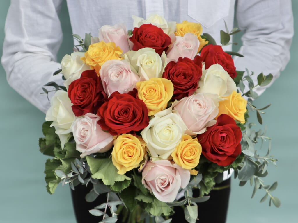 24 Mixed-color Roses Bouquet