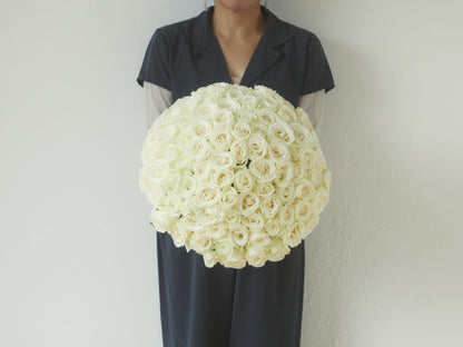 101 White Roses Bouquet