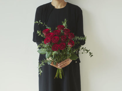 12 Red Roses Bouquet