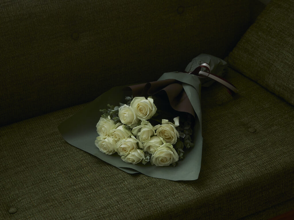 11 White Roses Bouquet
