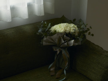 33 White Roses Bouquet