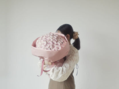 100 Pink Roses Bouquet